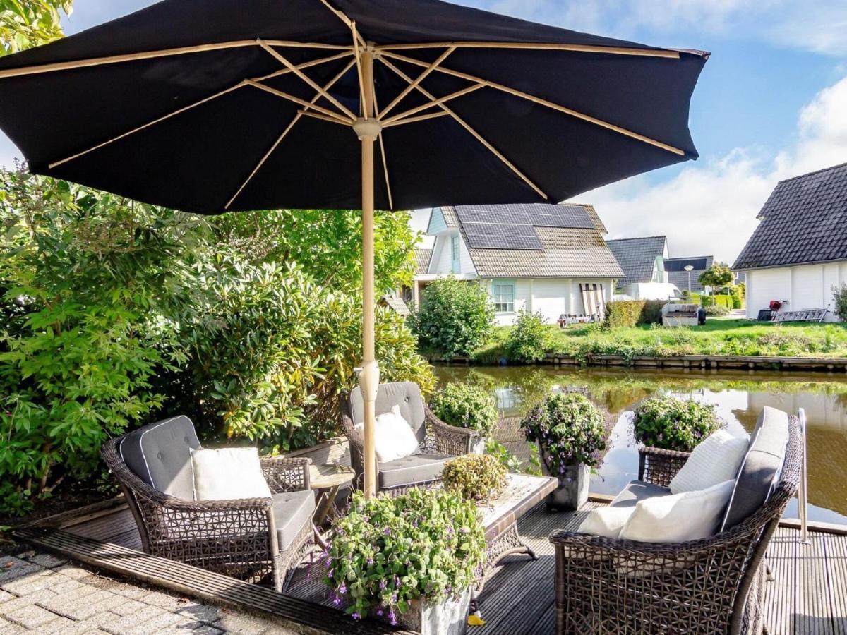 Beautiful Holiday Home With Private Terrace Kropswolde Bagian luar foto