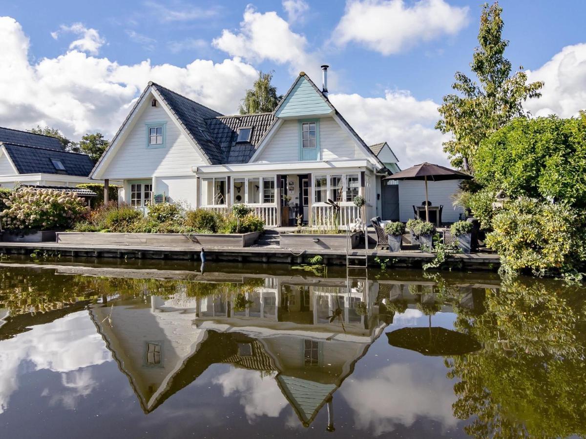Beautiful Holiday Home With Private Terrace Kropswolde Bagian luar foto
