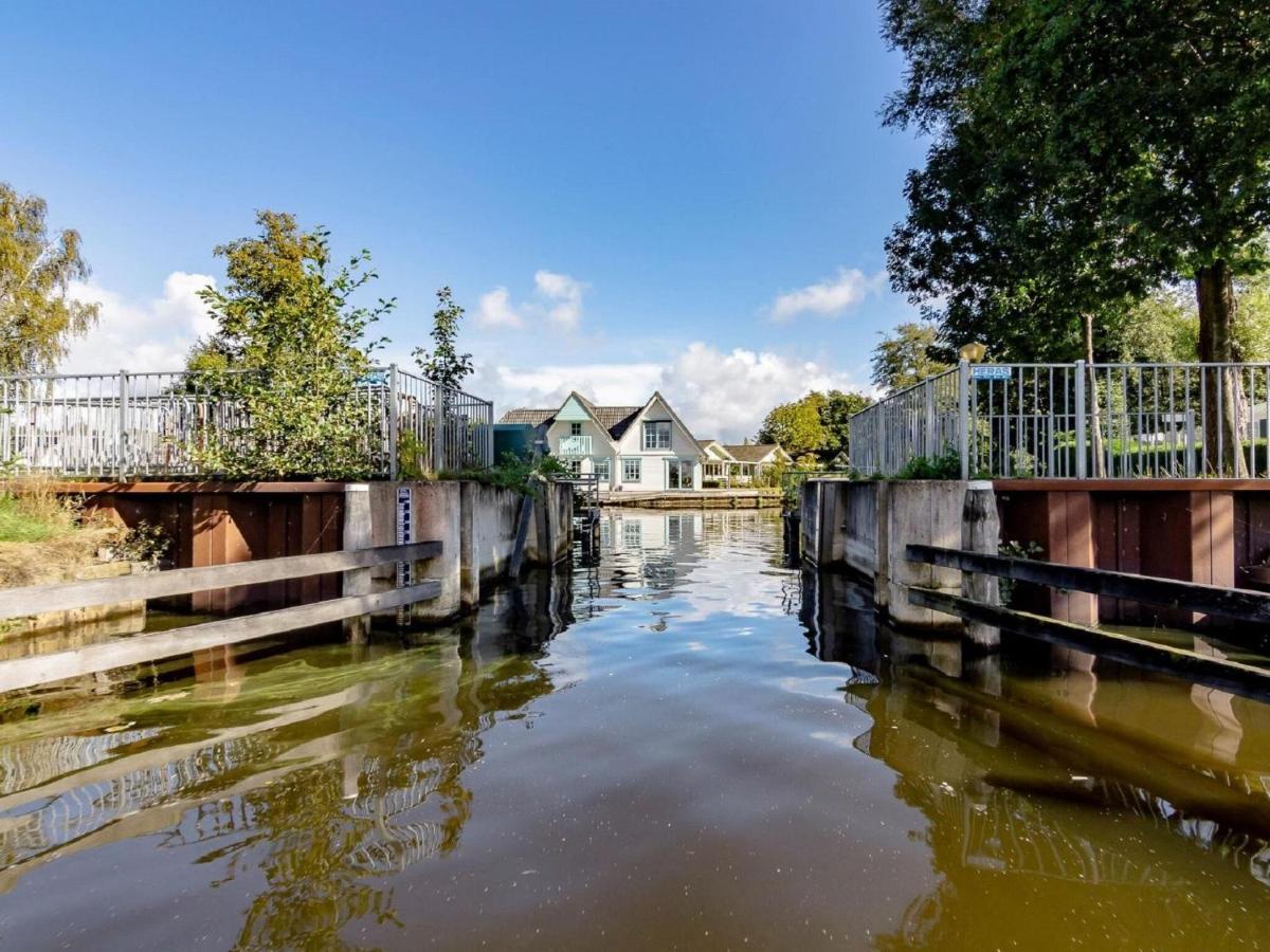 Beautiful Holiday Home With Private Terrace Kropswolde Bagian luar foto